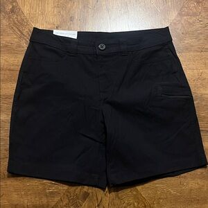 NWT size 6 Eddie Bauer Rainier Short
